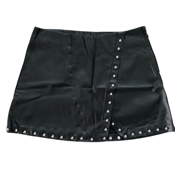 SA Sabrina Spellman Forever 21 Faux Leather Studded Skirt - Picture 6 of 16
